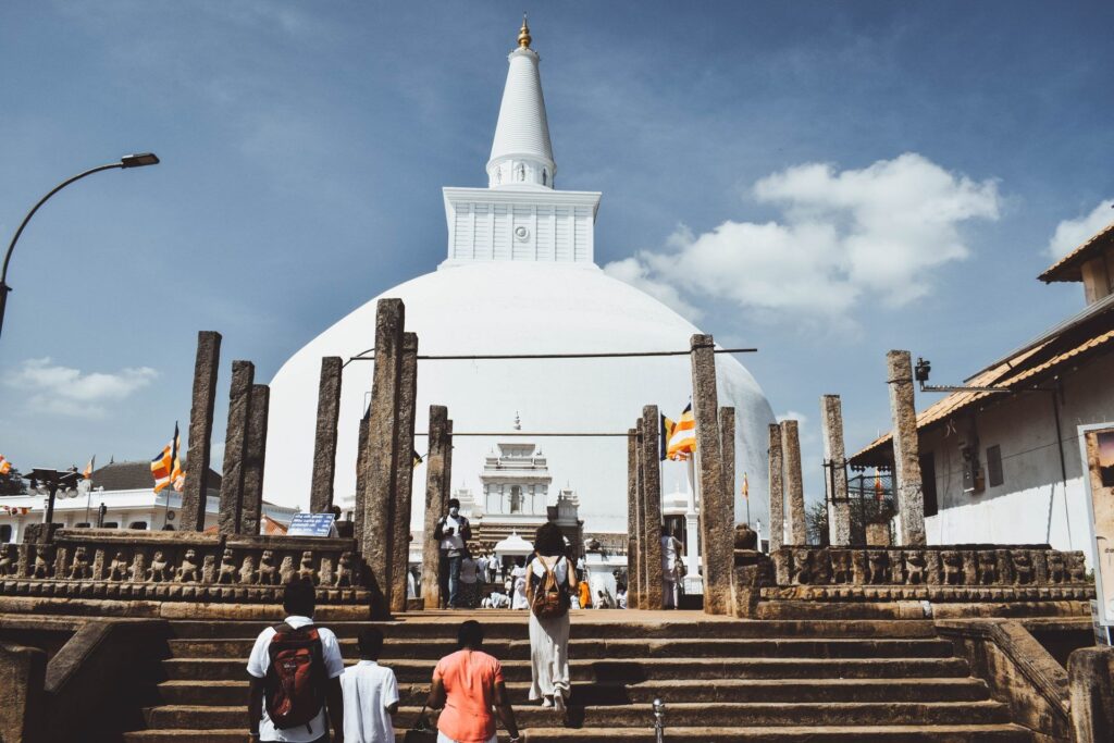 Ruwanwelisaya, un imprescindible en tu visita a Anuradhapura
